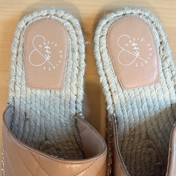 Oasis Society Sona Beige/Cream Quilted Slide Espadrille Jute Sandals Size 10 - Picture 2 of 7